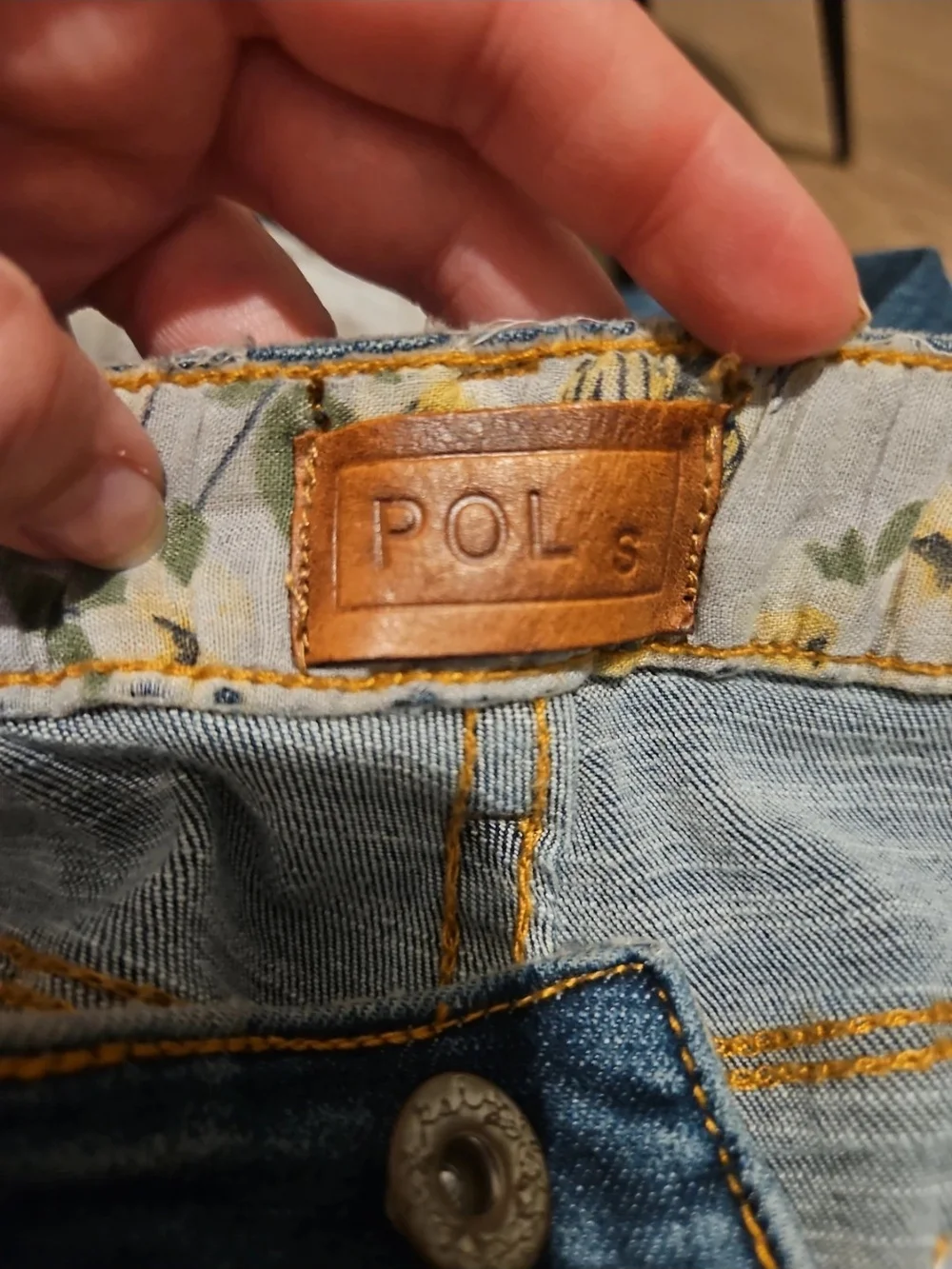 POL Womens’s Distressed Straight Jeans - Dark Blue Size S